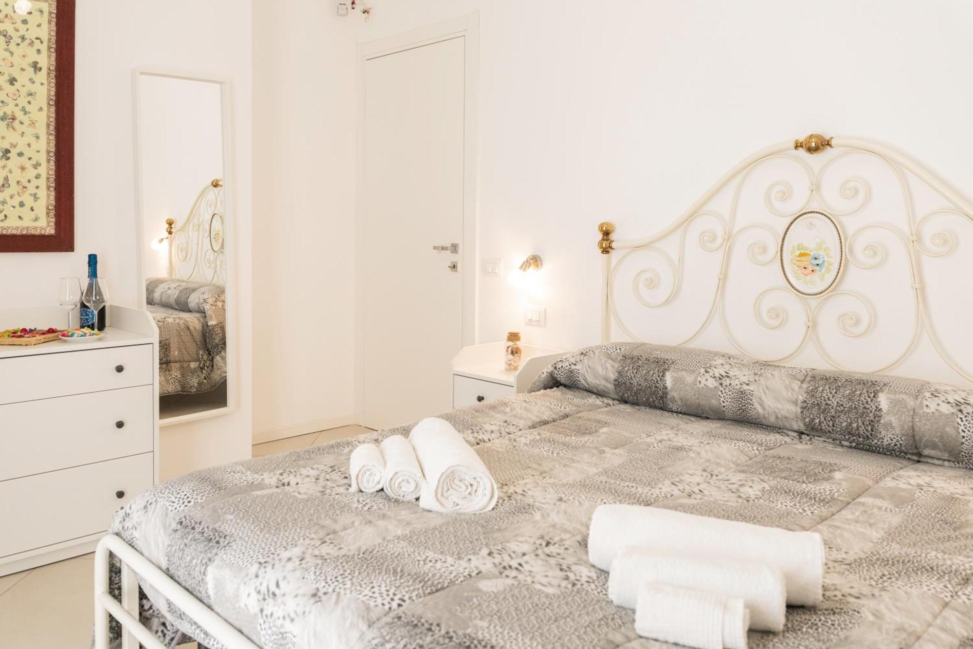Residenza Del Barone Luxury House - Pula, Sardegnaアパートメント エクステリア 写真