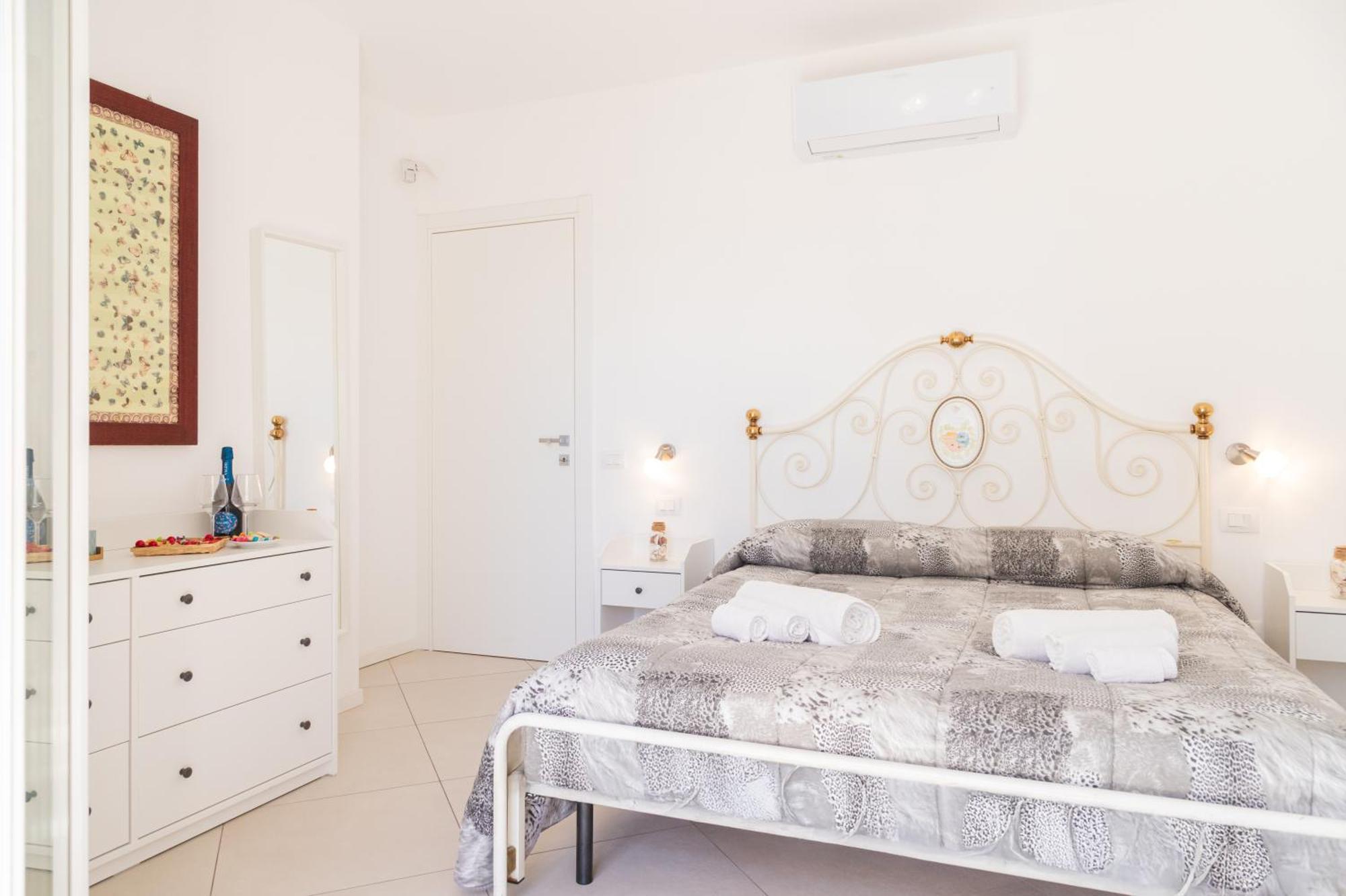 Residenza Del Barone Luxury House - Pula, Sardegnaアパートメント エクステリア 写真
