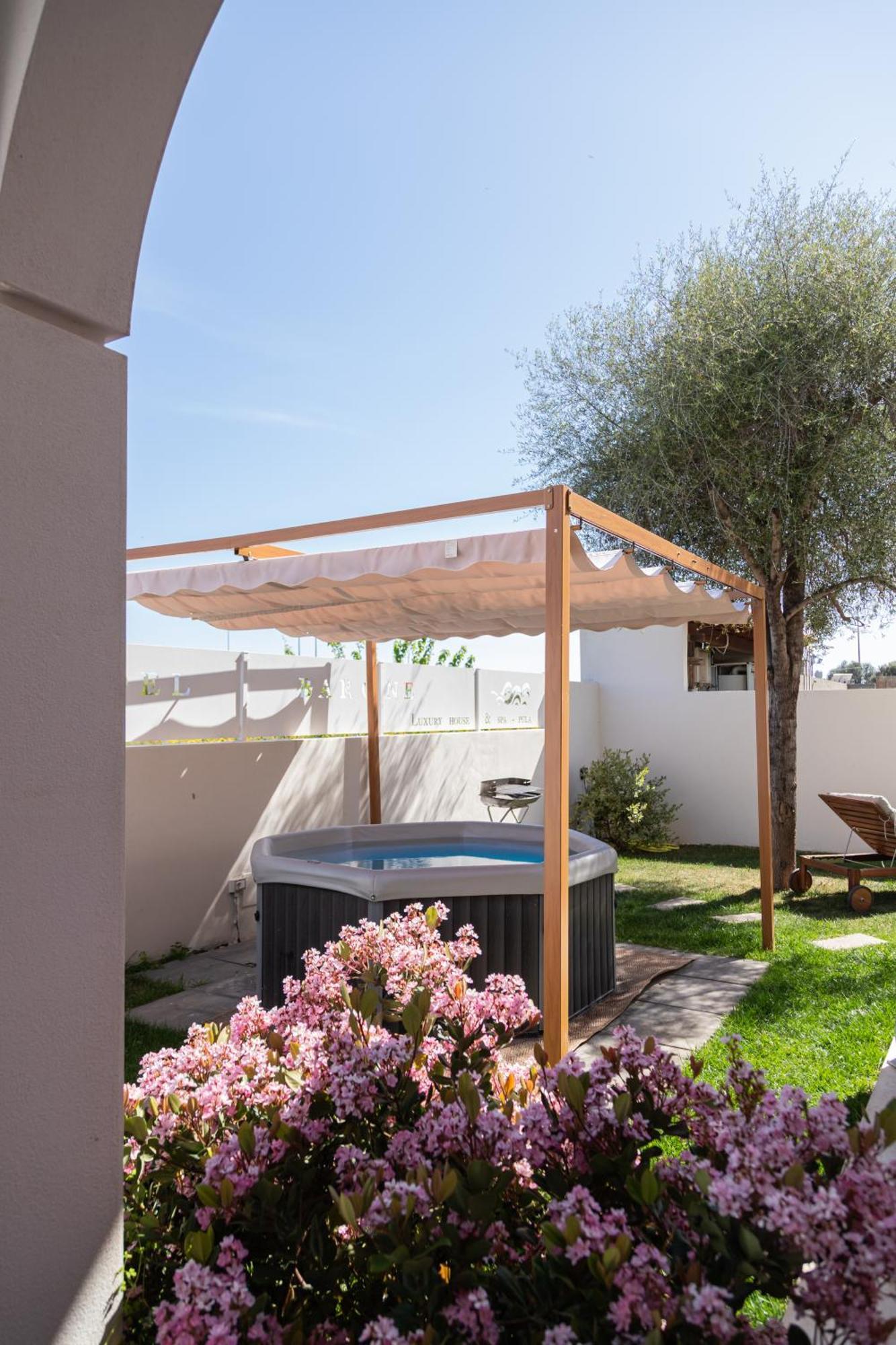 Residenza Del Barone Luxury House - Pula, Sardegnaアパートメント エクステリア 写真
