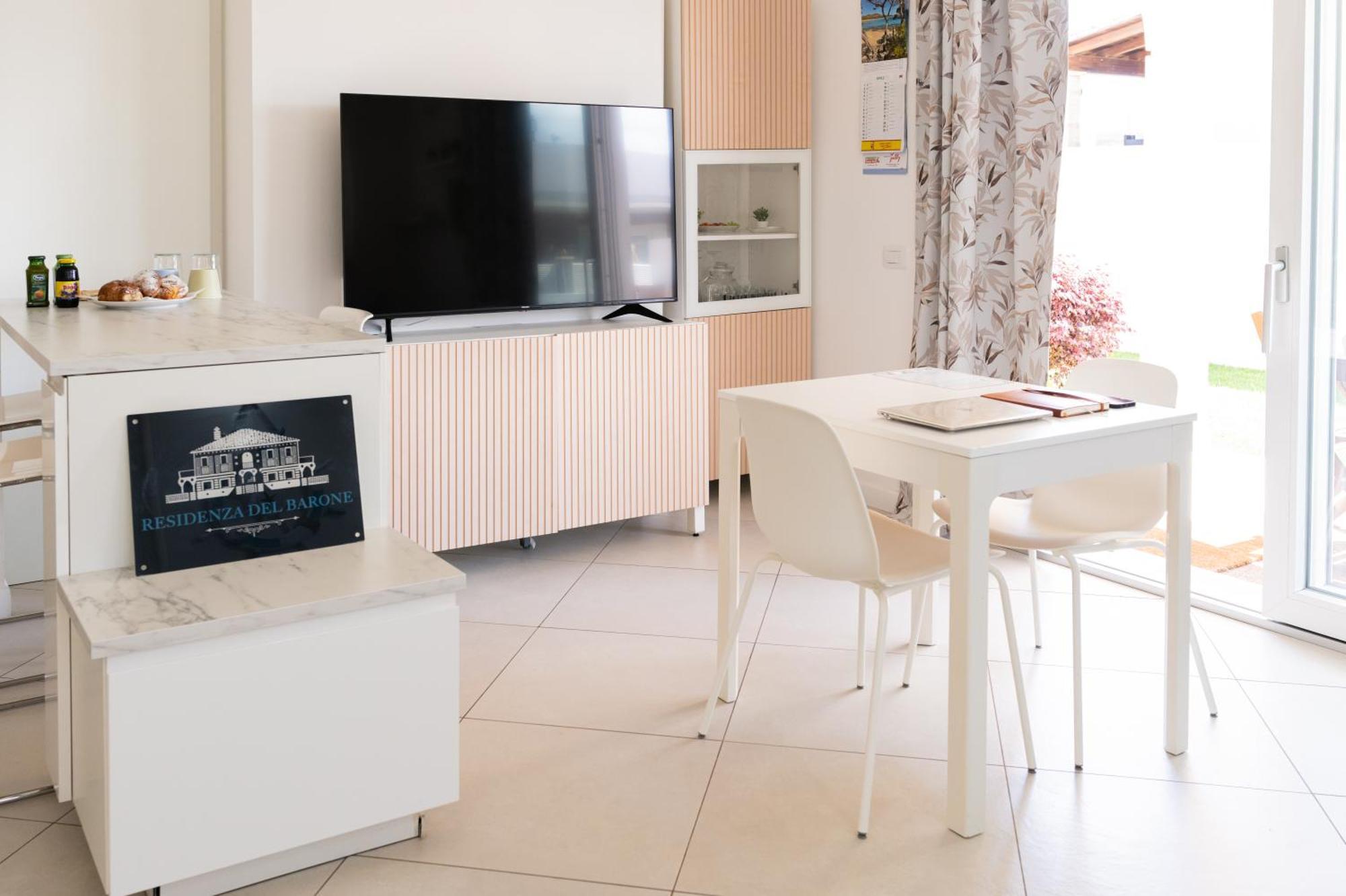 Residenza Del Barone Luxury House - Pula, Sardegnaアパートメント エクステリア 写真