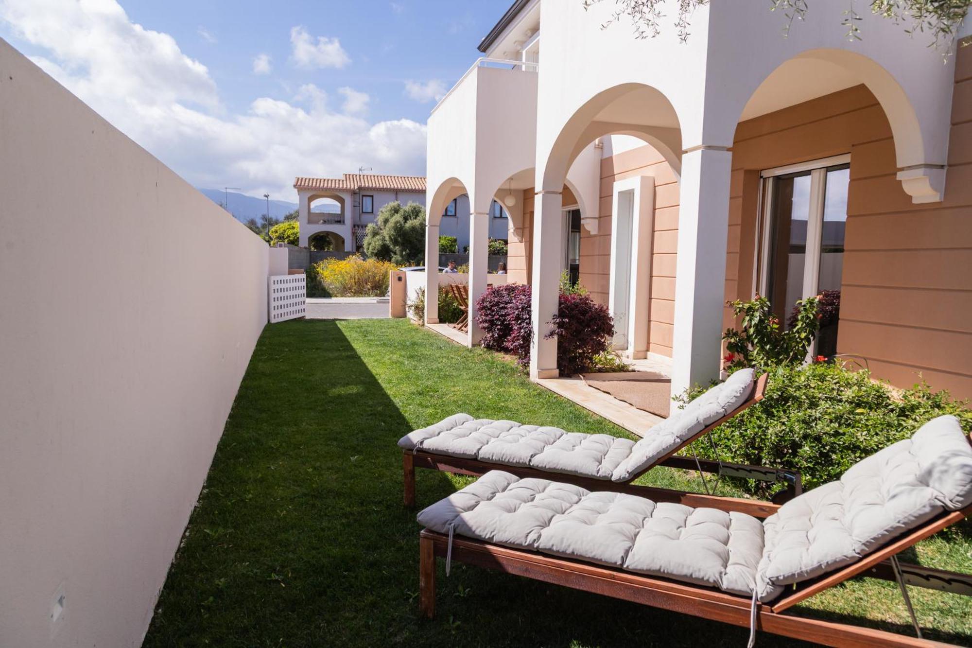 Residenza Del Barone Luxury House - Pula, Sardegnaアパートメント エクステリア 写真
